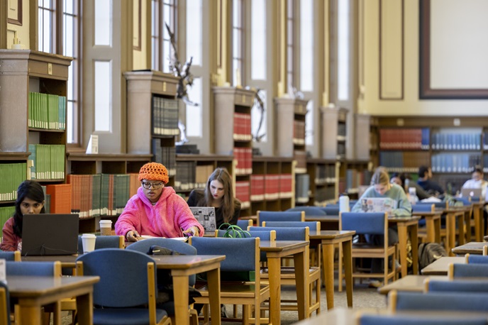 MU students study in Ellis Library