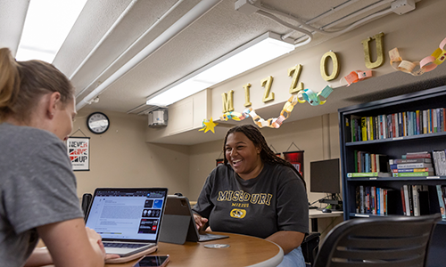 Students meeting in TRiO.