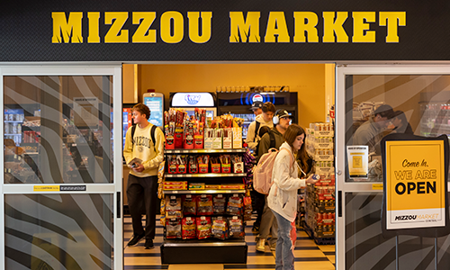 Students at the Mizzou Market