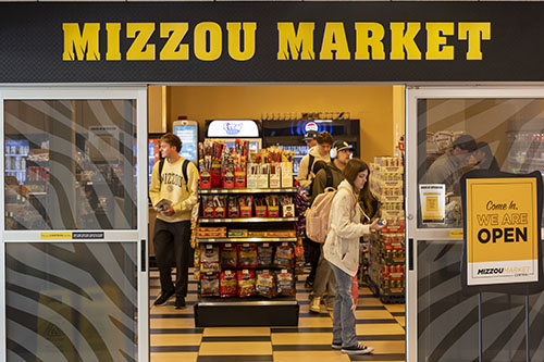Students getting food inside the Mizzou Market.